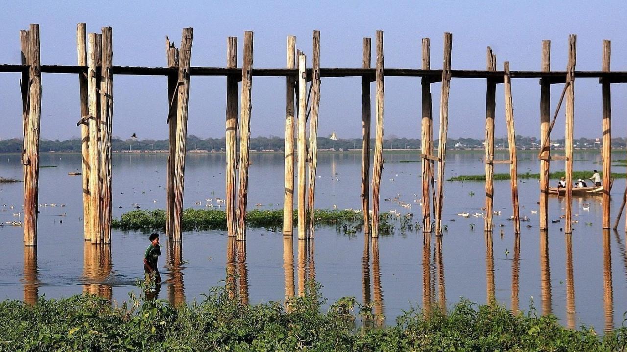 bridge-2333501_1920 mandalay myanmar